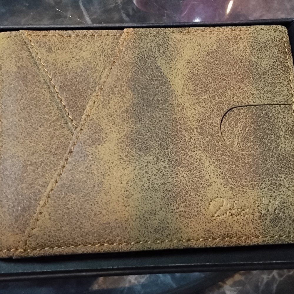 Brown Leather Key and Card Holder with Minimalist Design